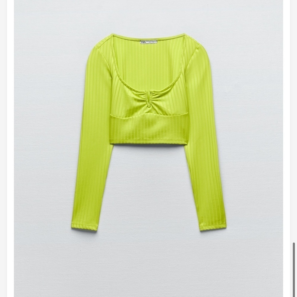 Zara RIB CROP TOP
LIME GREEN​